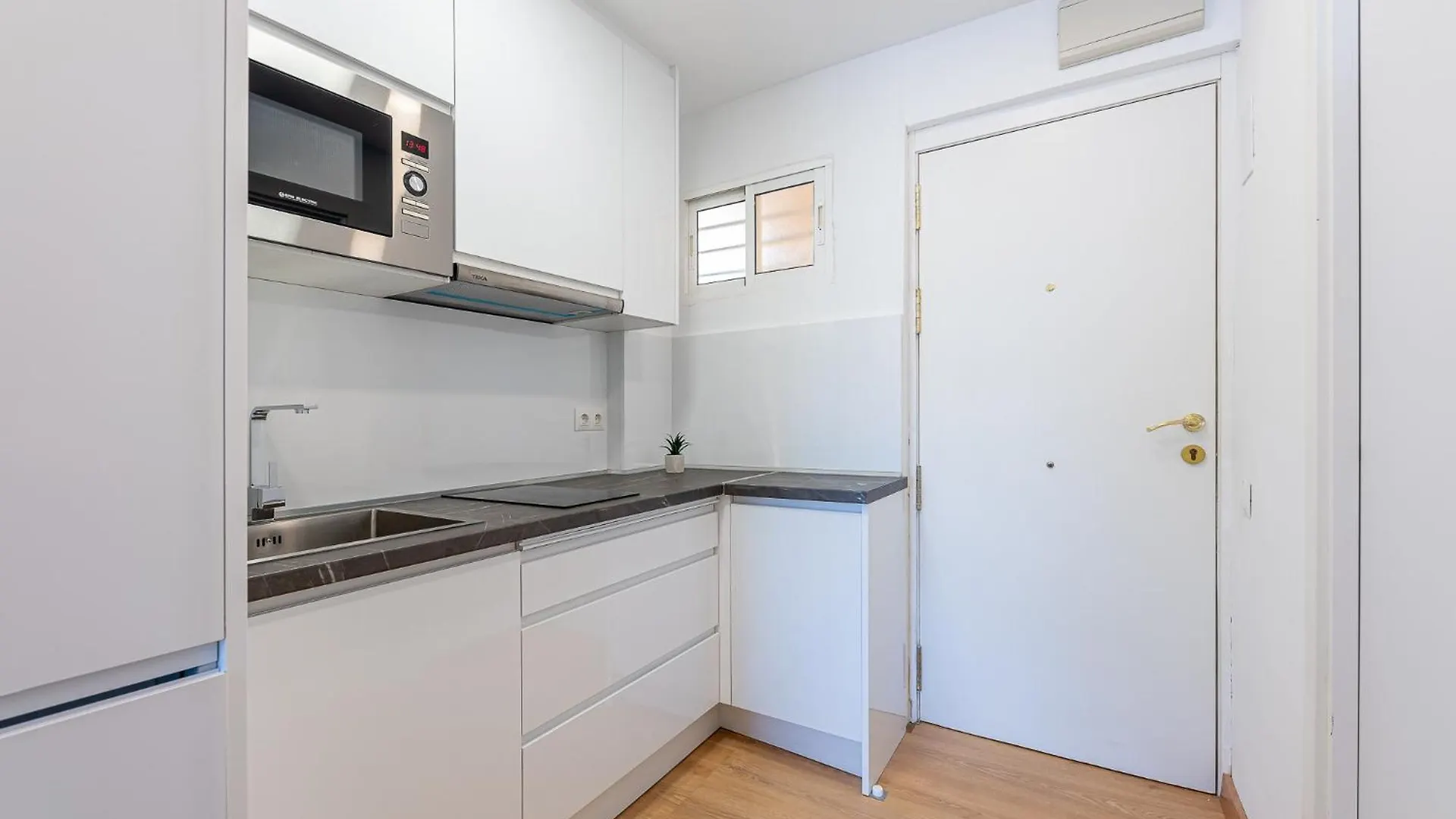 797 Holiday Rentals - Estudio Para 3 En Agata Con Vistas Benalmadena Spain